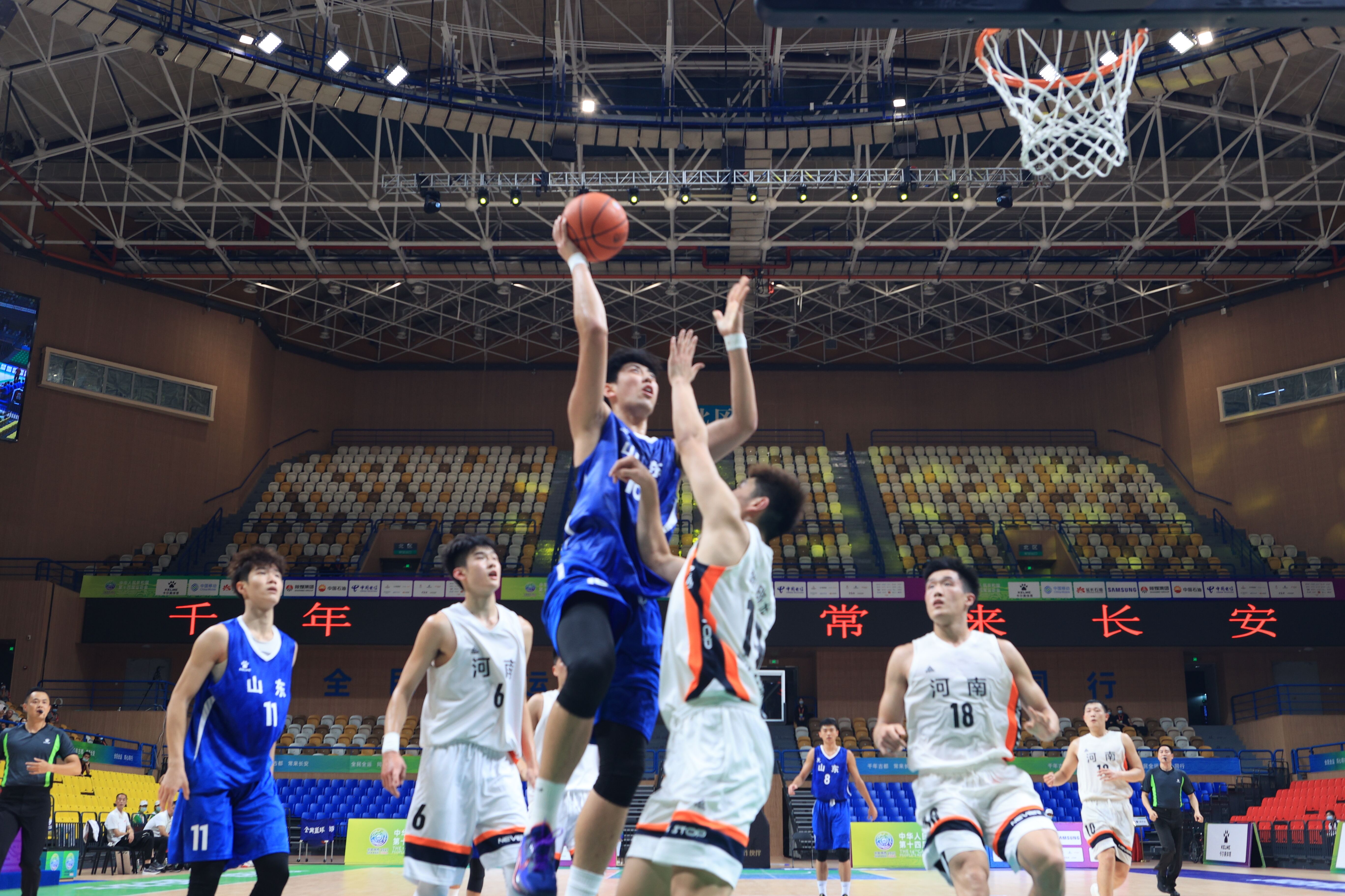 且充满创造 且充满创造